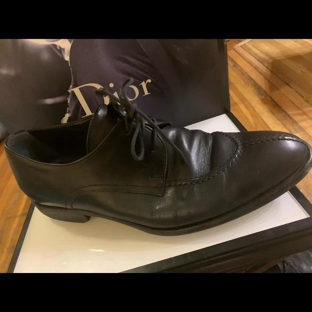 Giorgio Armani black leather Mens tie up shoes